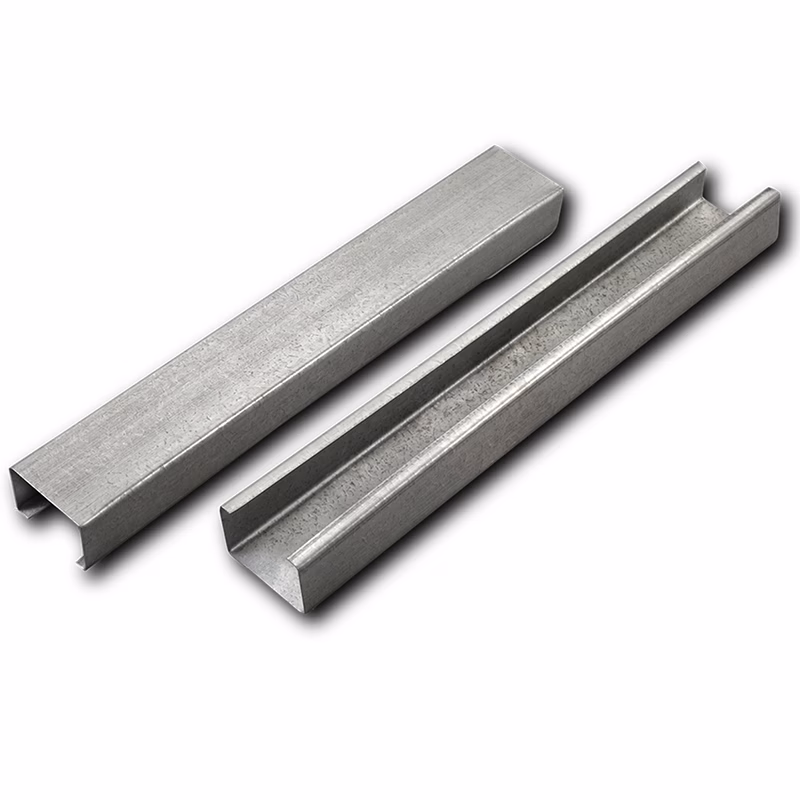 ¿Cuál es la distancia ideal entre los perfiles C para un techo?