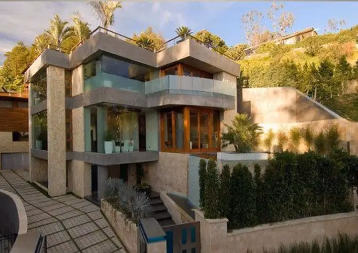 ¿Qué empresa construyó Bill Gates?