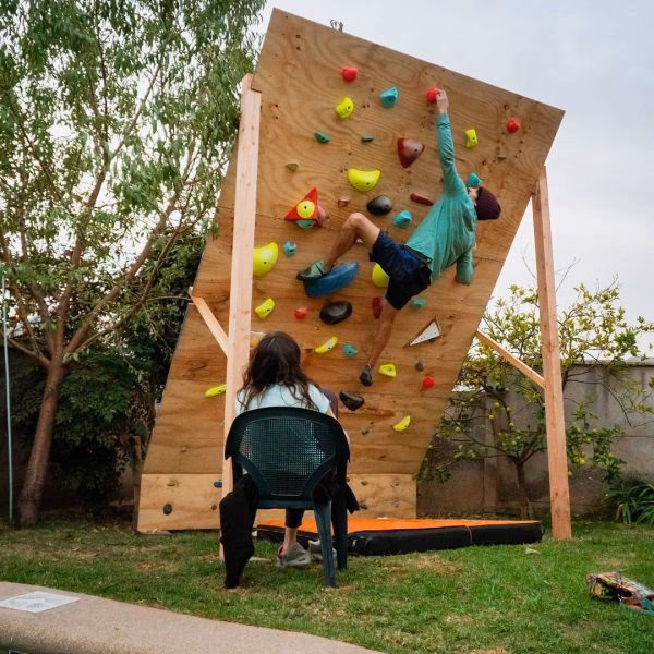 ¿Cuánto cuesta un muro para escalar?