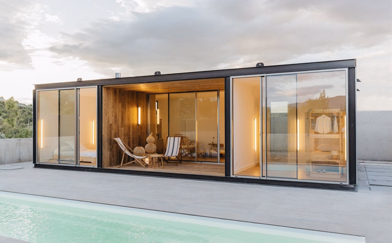 ¿Qué tipo de vidrio tienen las casas de cristal?