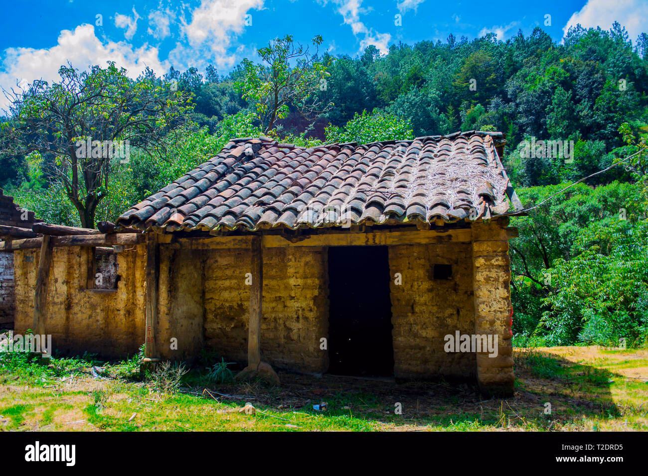 ¿Cómo eran construidas las casas de adobe?