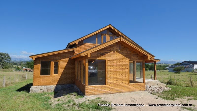 ¿Cuántos habitantes tienen Los Reartes, Córdoba?