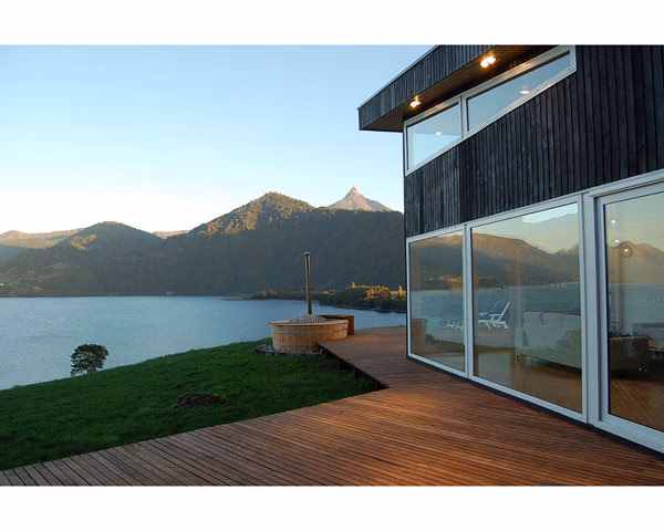 ¿Cuánto cuesta en promedio una casa en un lago?