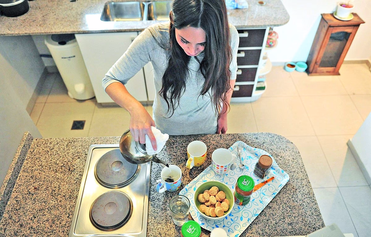 ¿Qué es más barato, gas natural o electricidad?