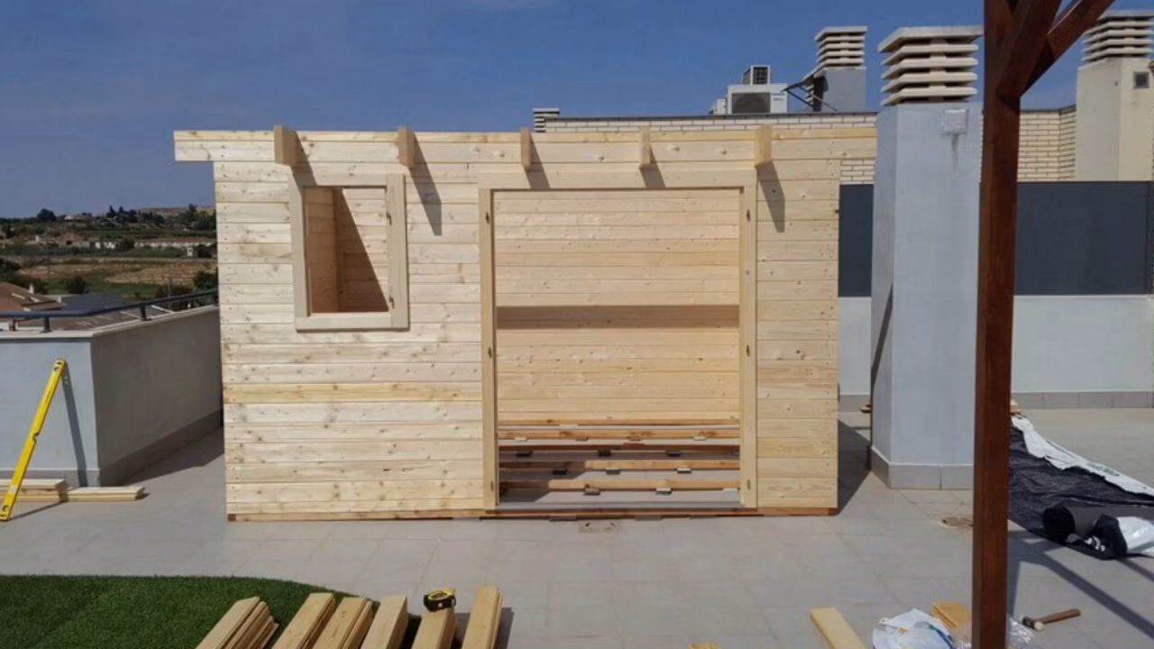 ¿Cuál es la diferencia entre balcón y terraza?