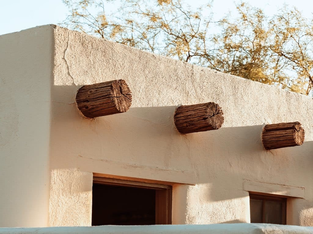 ¿Qué diferencia hay entre adobe y barro?