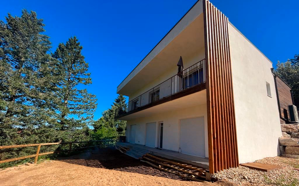 ¿Cómo se les llama a las casas que están pegadas?